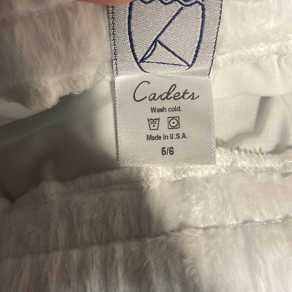 Cadets Shorts in White SZ 5/6 NWOT - Picture 3 of 3
